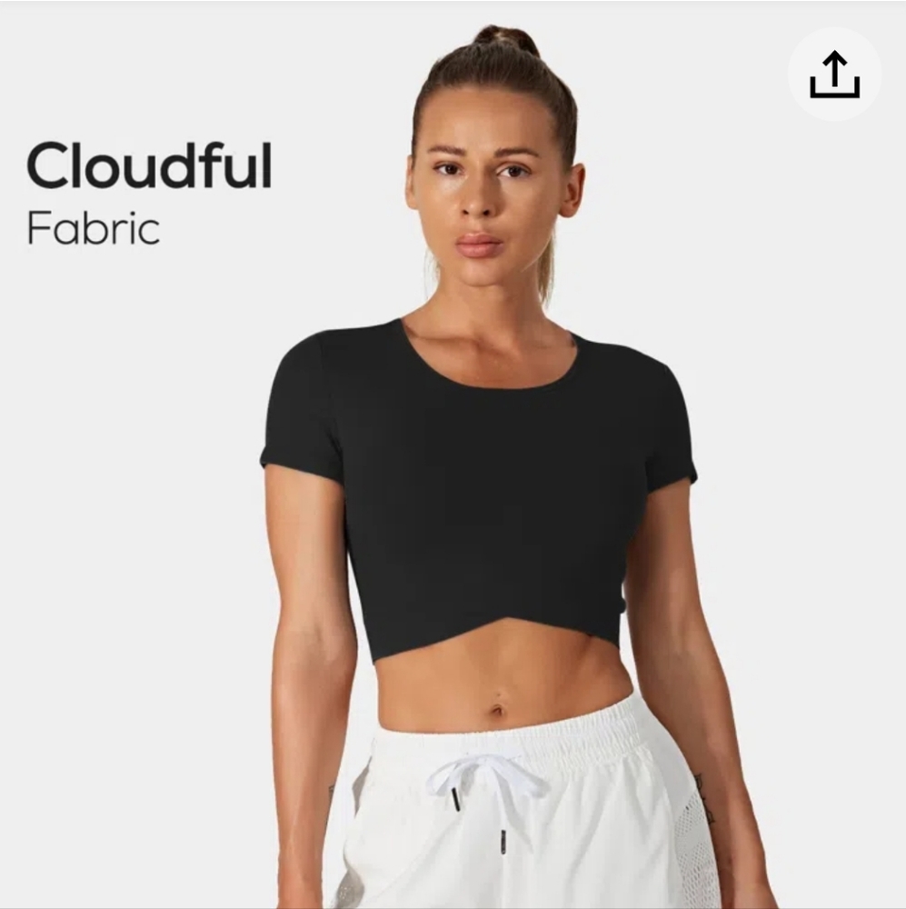 NWT Halara Crop top